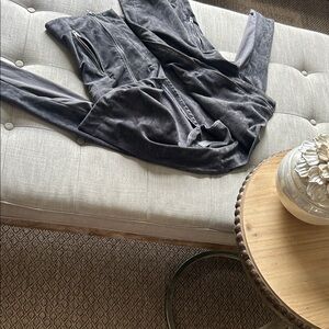 BLANK NYC Grey Suede Silver Screen Modo Jacket Size Small